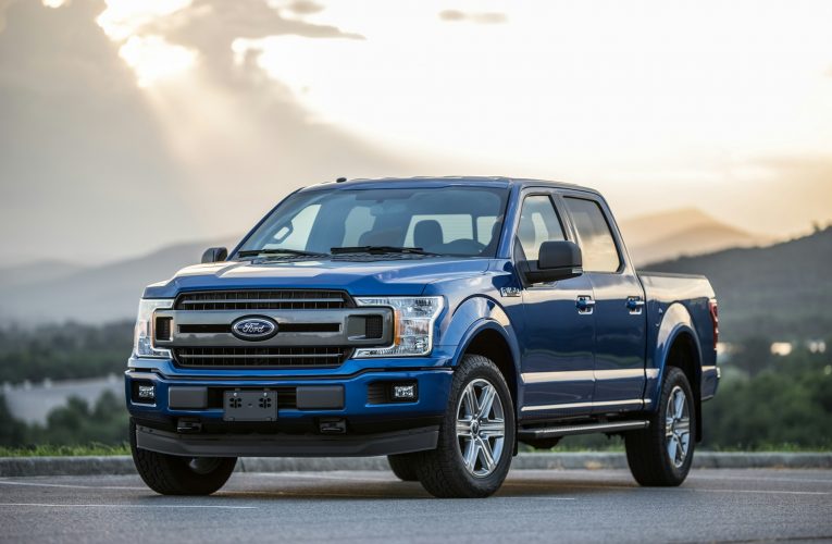 Ford Ranger Super Duty – pārāk izturīgs cilvēkiem: testēts ar robotu smagākajos apstākļos